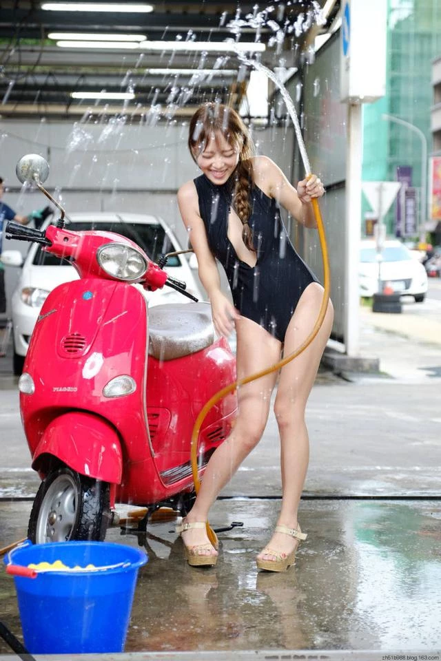 4055875.webp