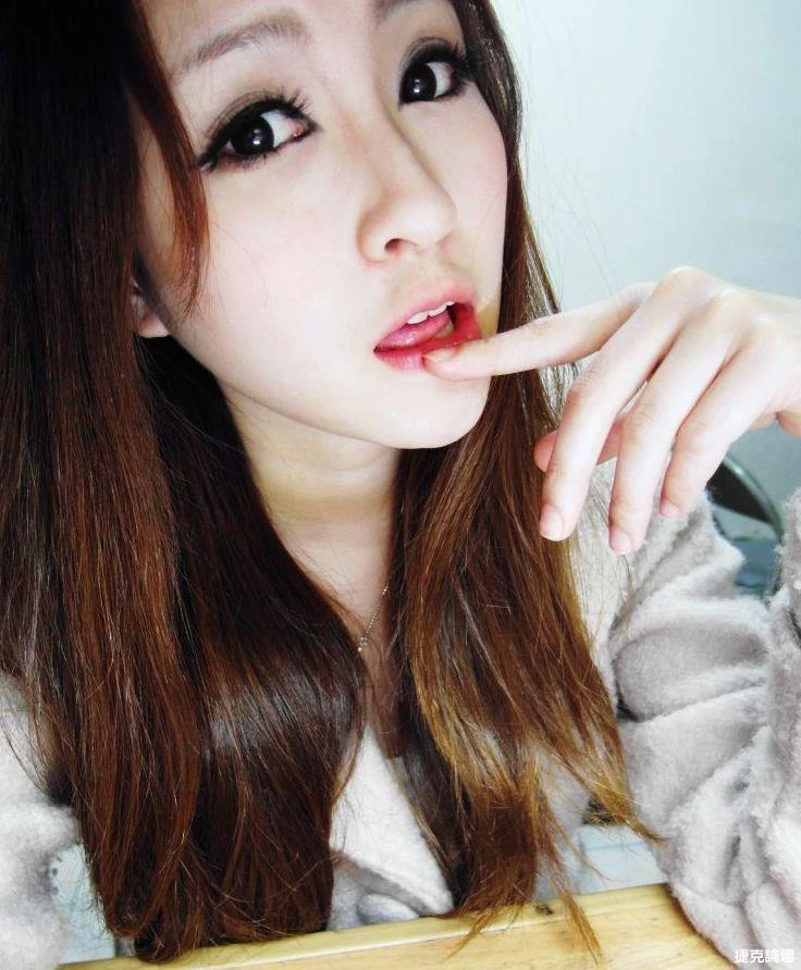 17407386.webp