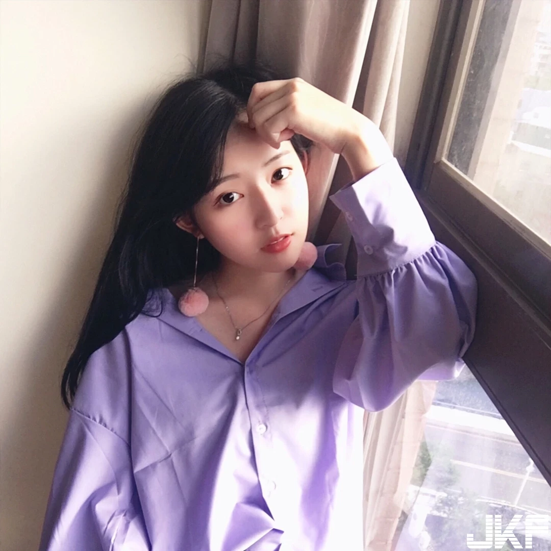 4610737.webp