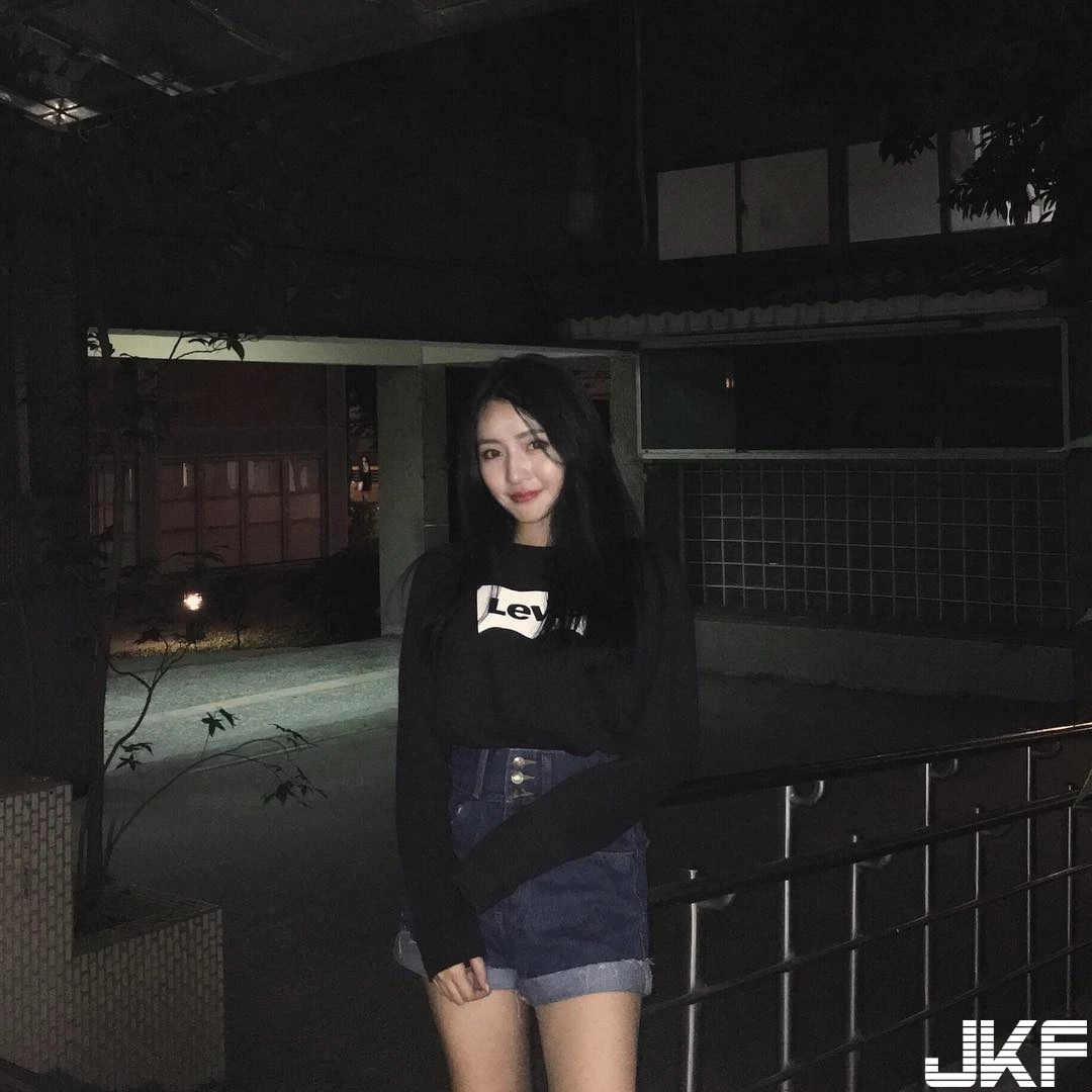 4610756.webp