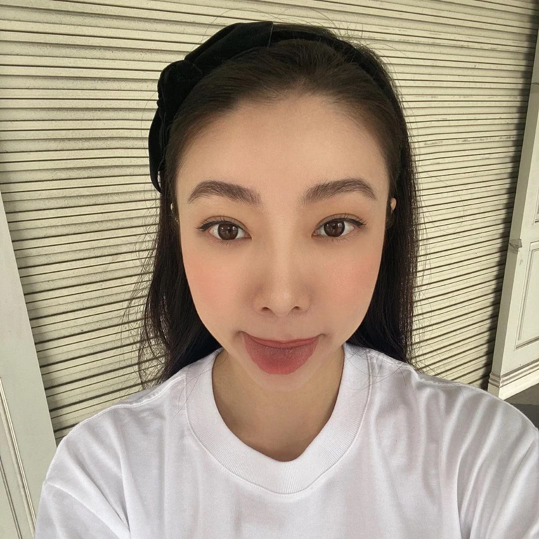 18196407.webp