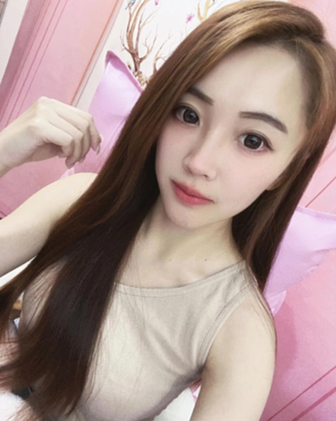 24318617.webp