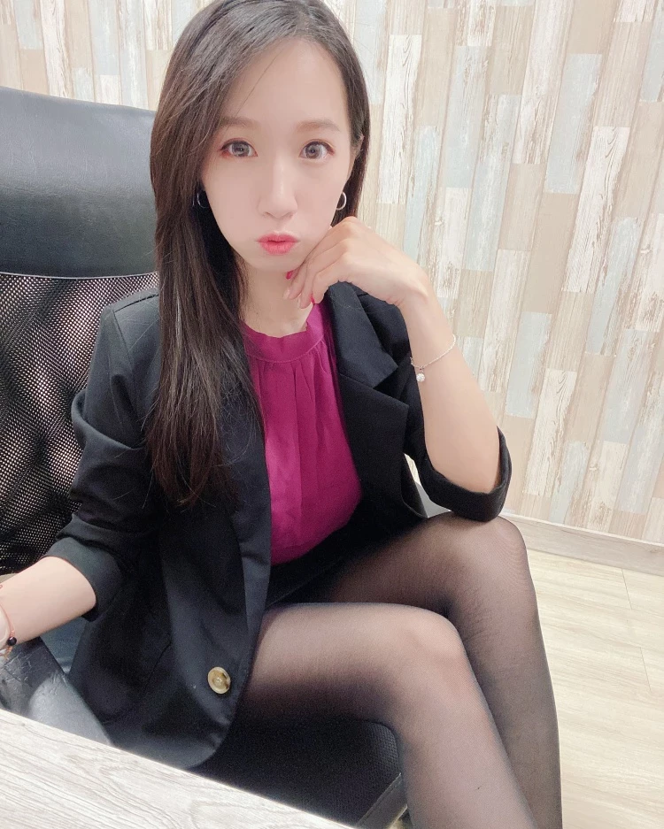 3895517.webp