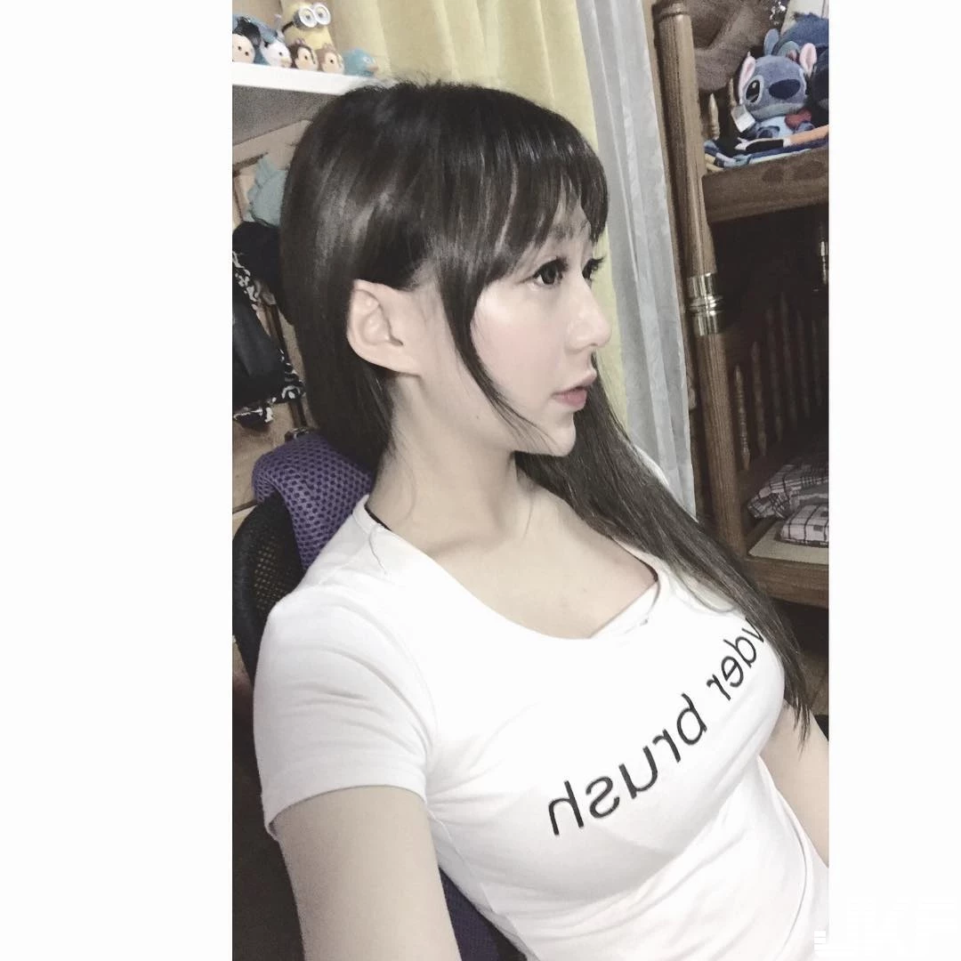 4951983.webp