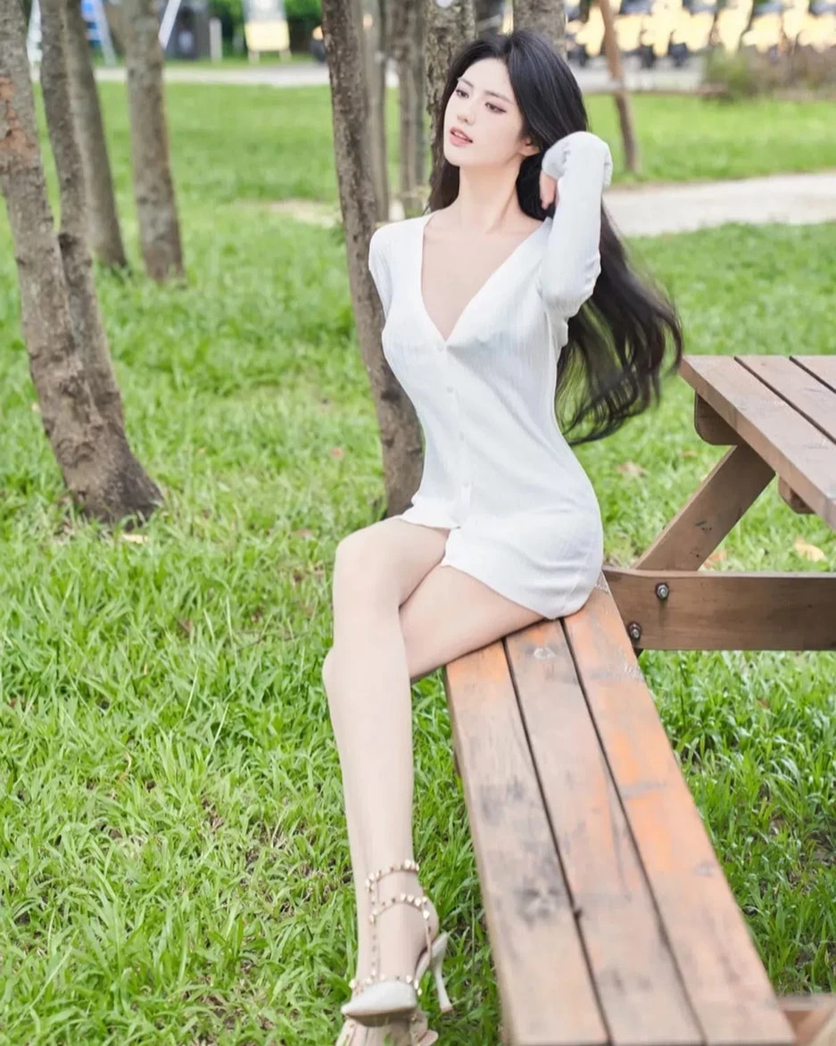 31810048.webp