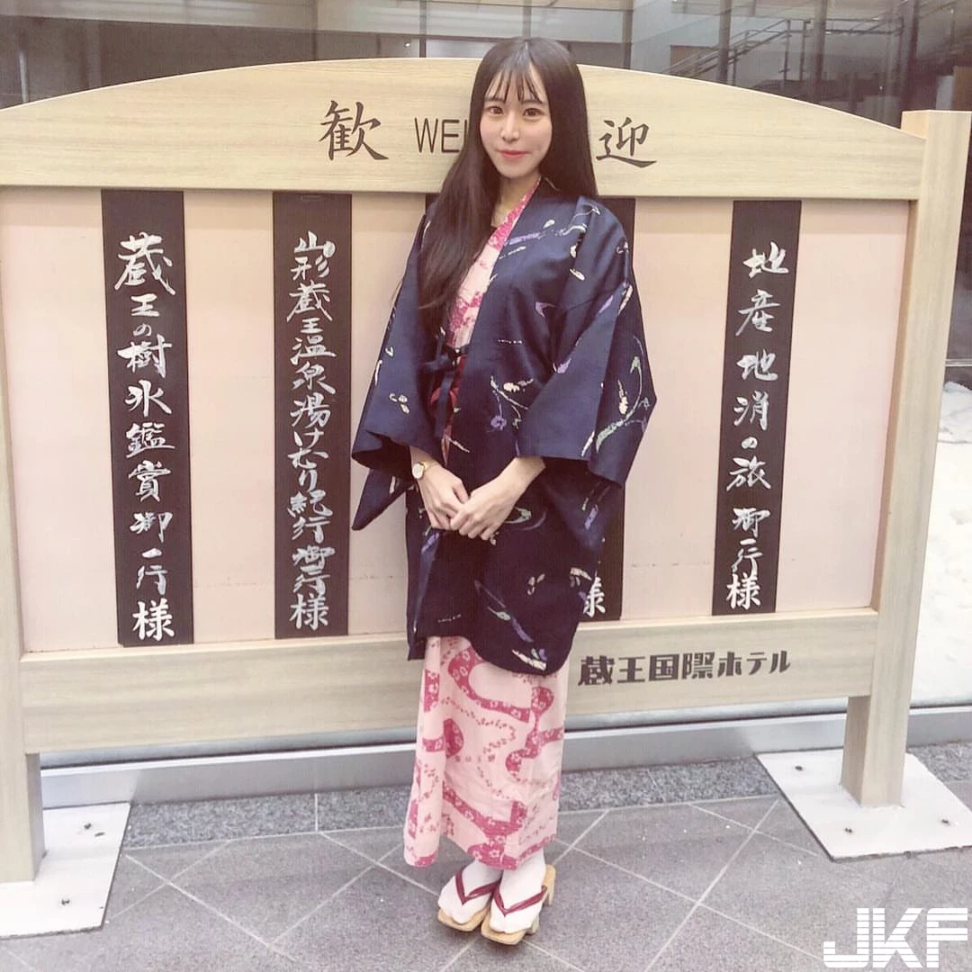 4758181.webp