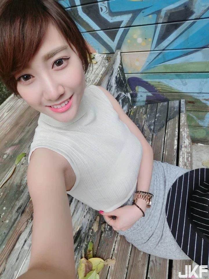 16836825.webp