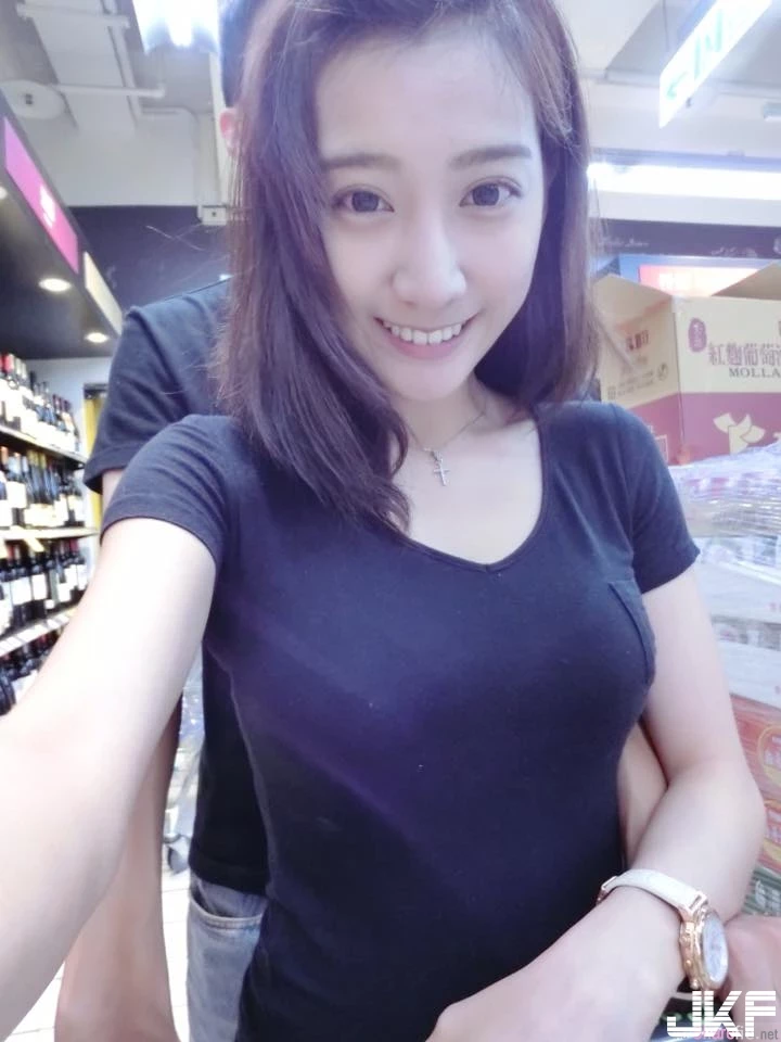 16836831.webp