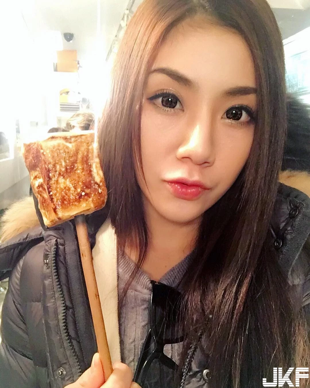 16792502.webp
