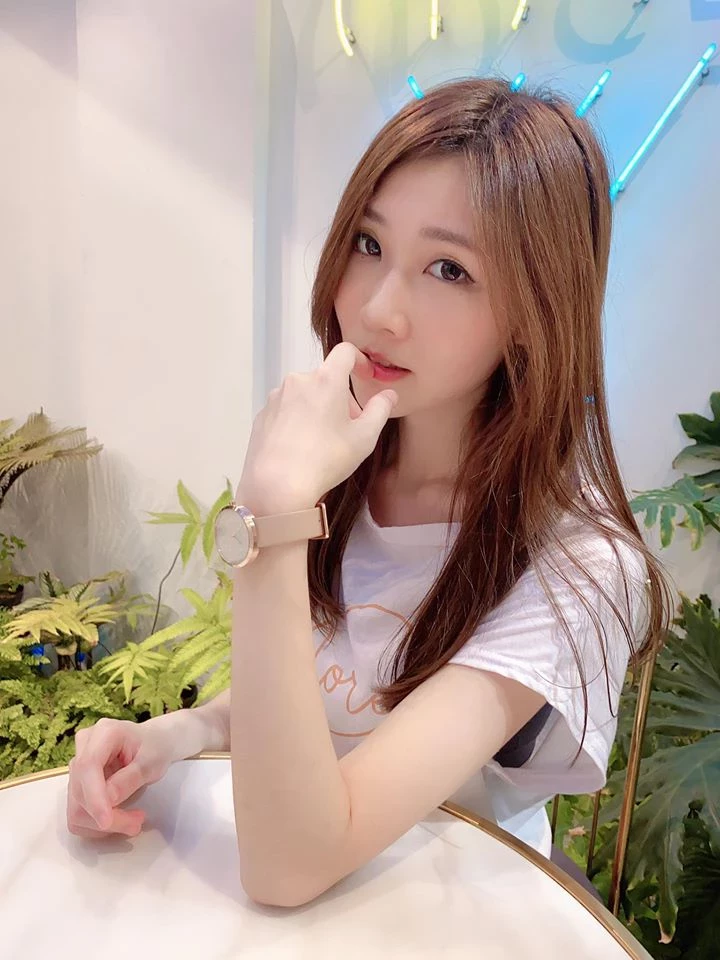 4015417.webp