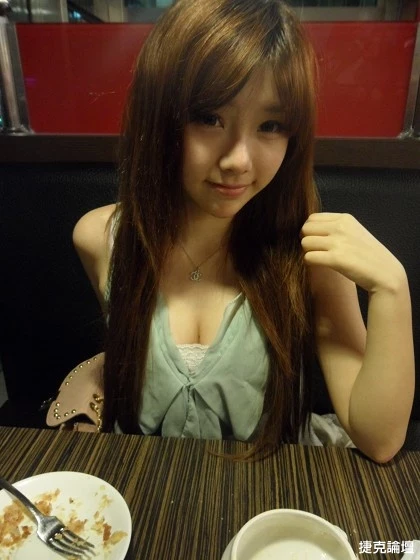 17627641.webp