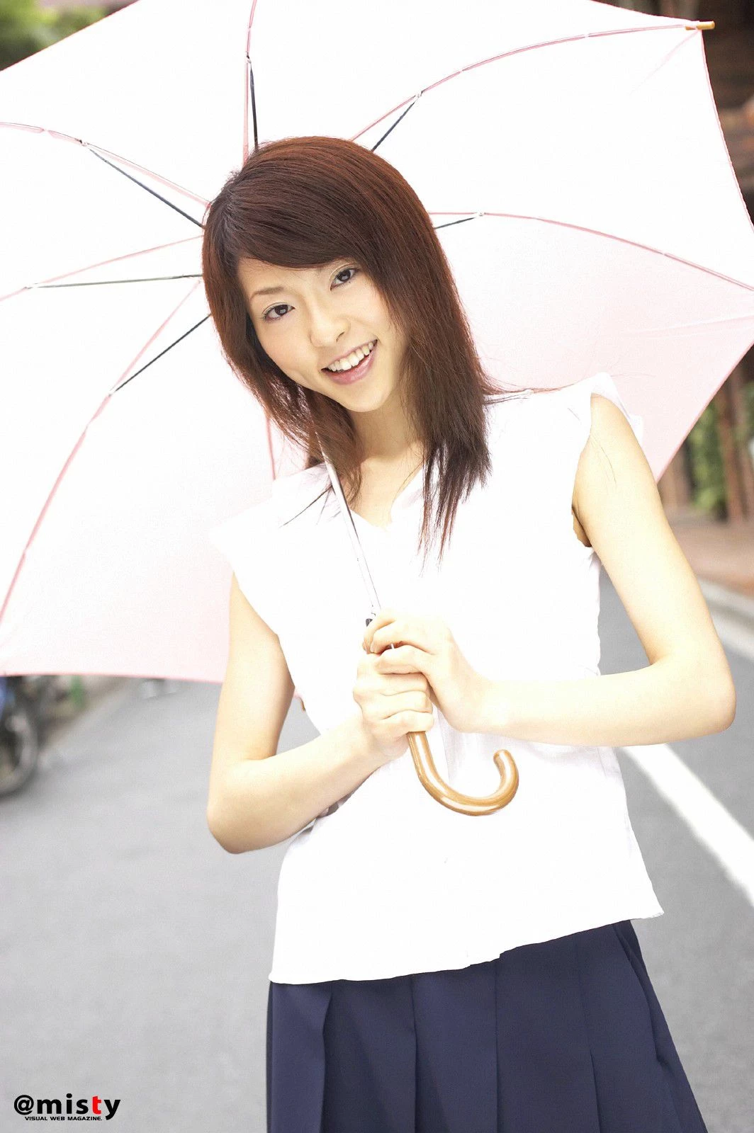 30555229.webp