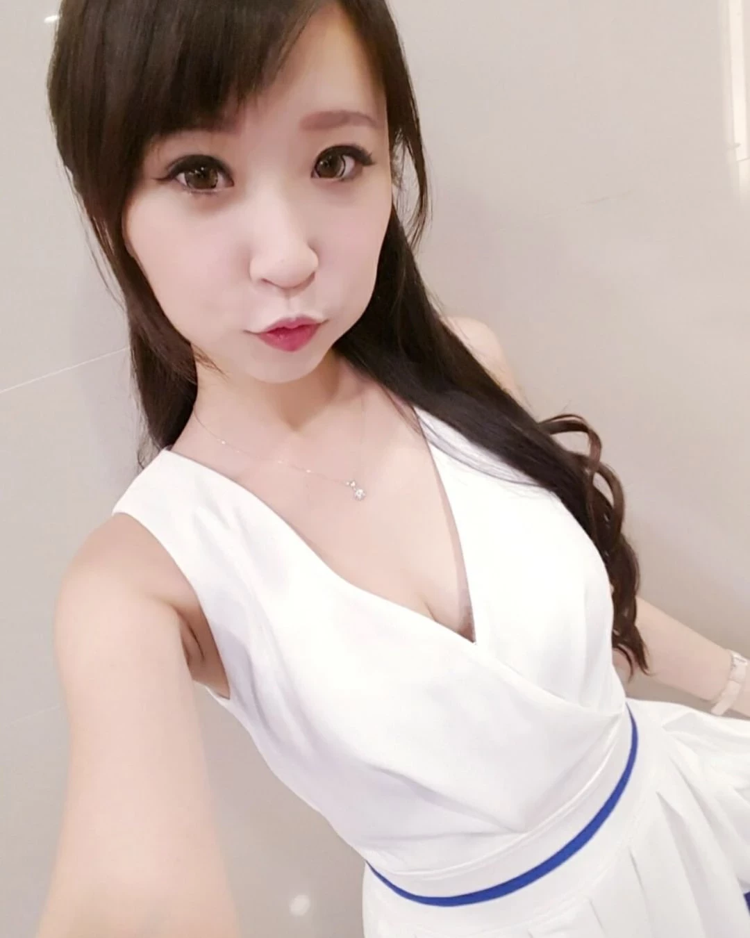 21788414.webp