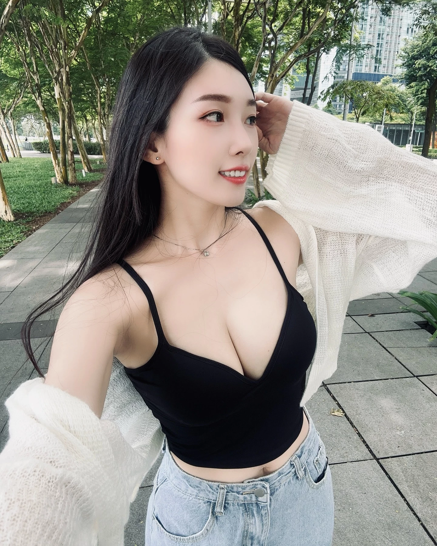 31416992.webp