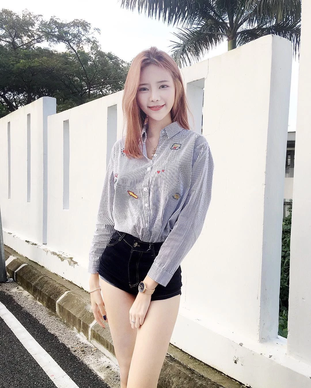 4354043.webp