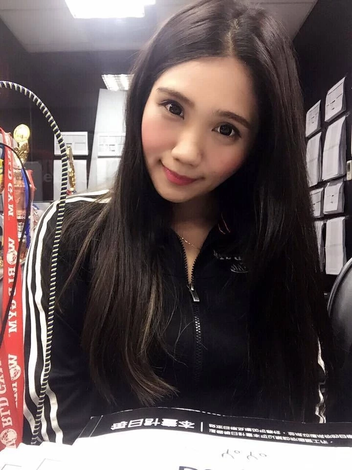 16836992.webp
