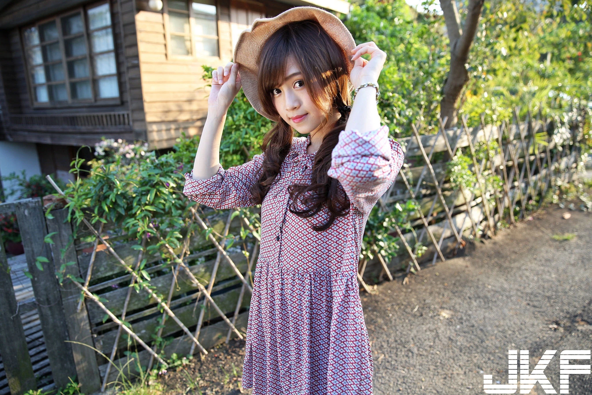 16843690.webp