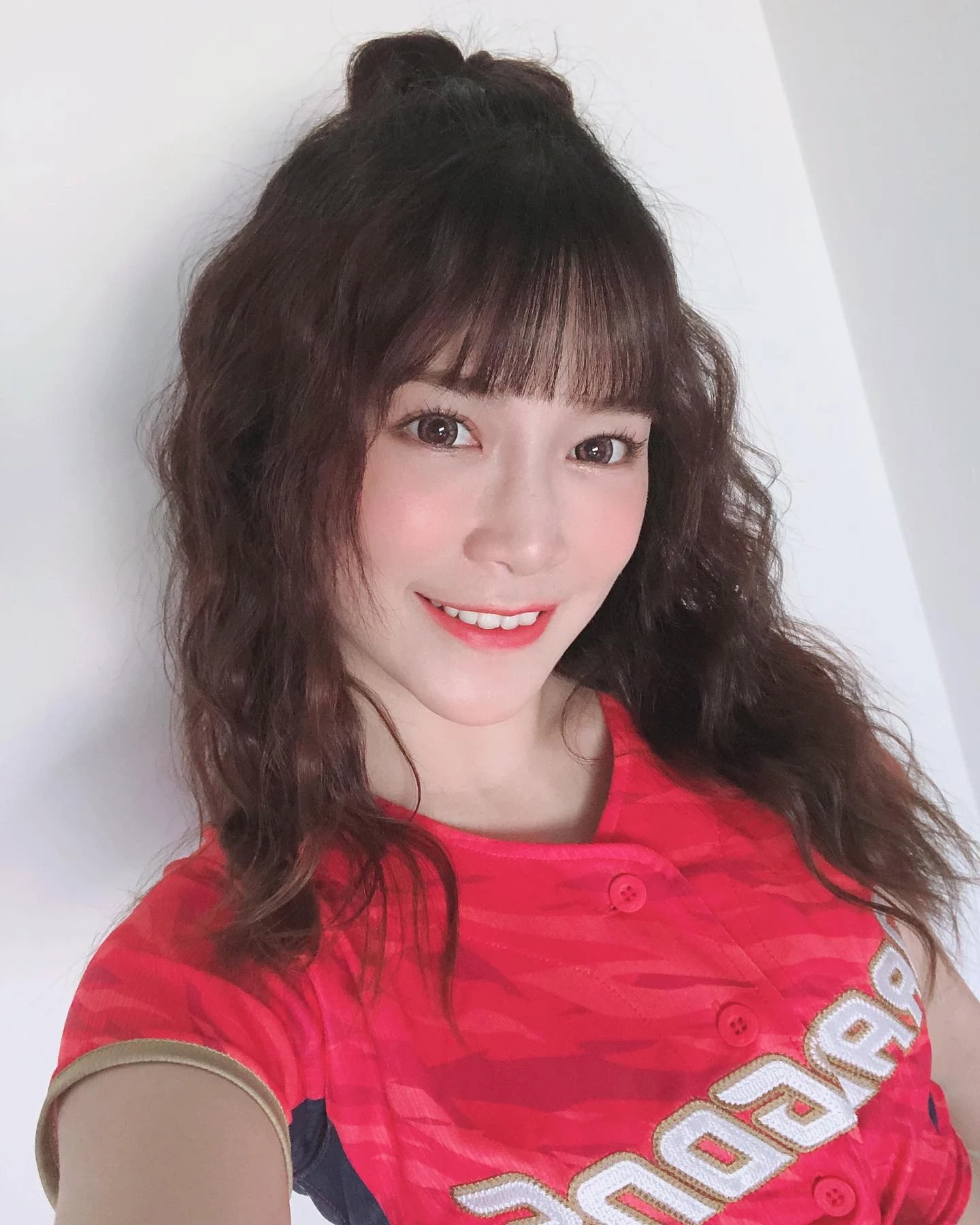 23586824.webp