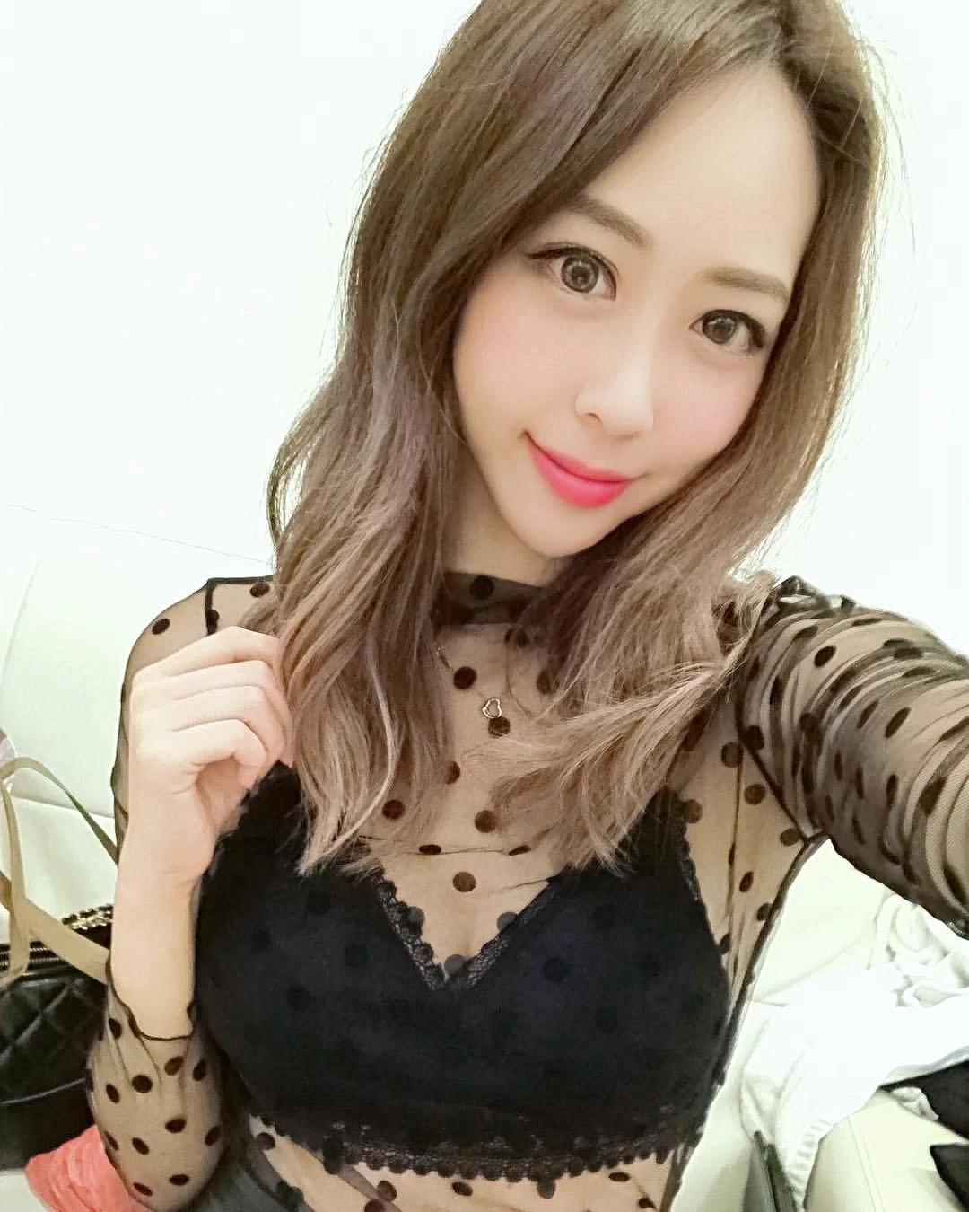 4463680.webp