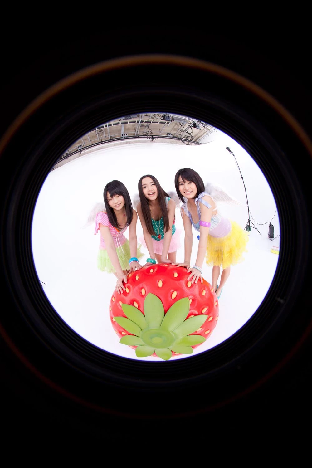 30601675.webp