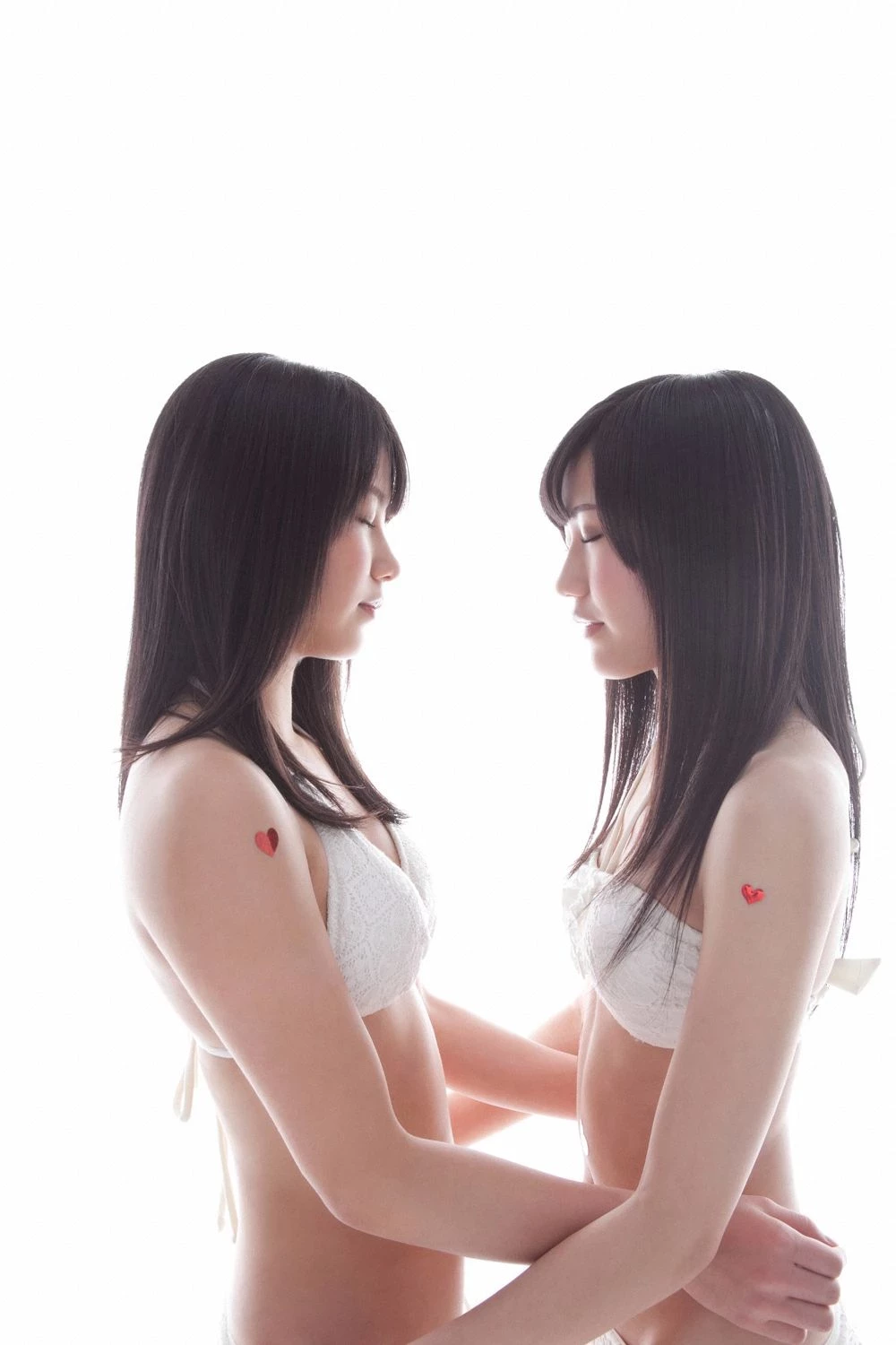 30601698.webp