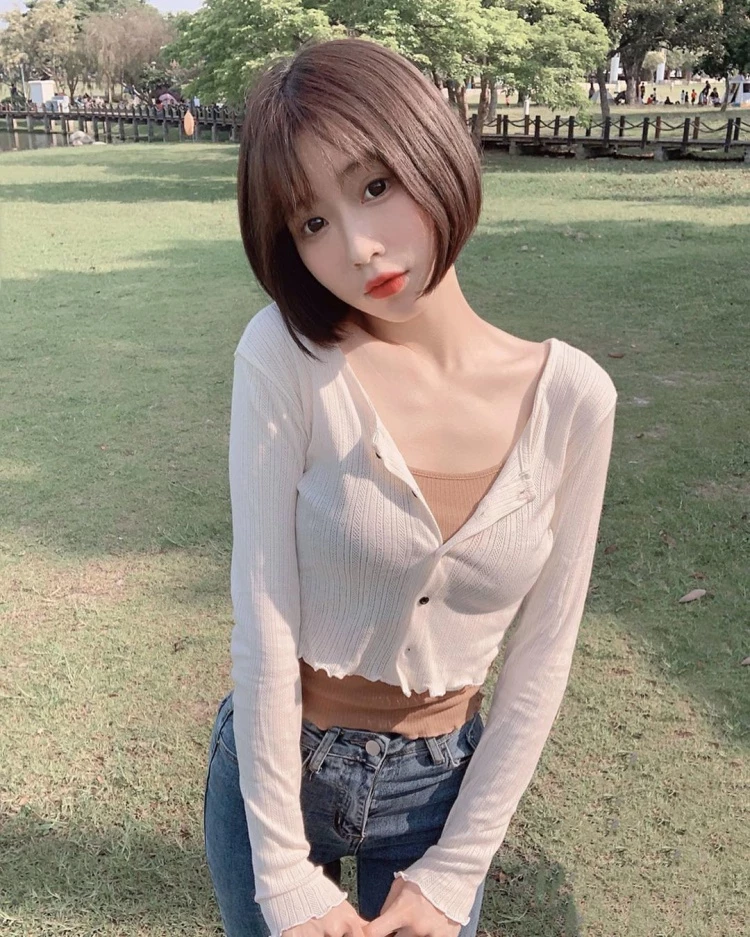 4055985.webp