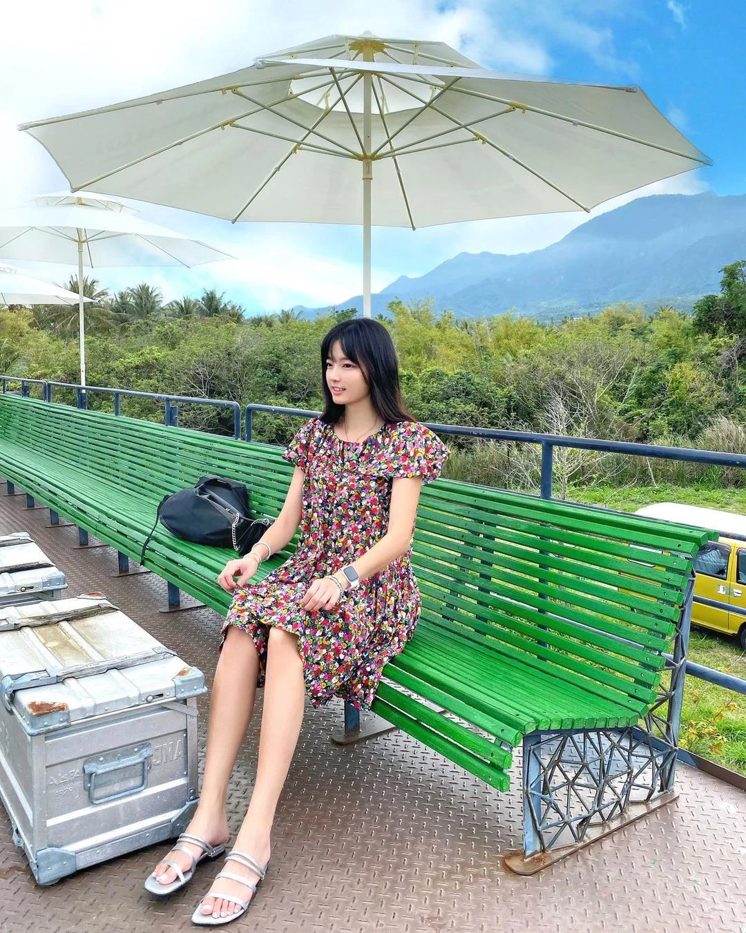 18404389.webp