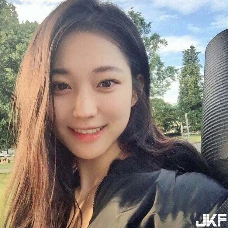 16809482.webp