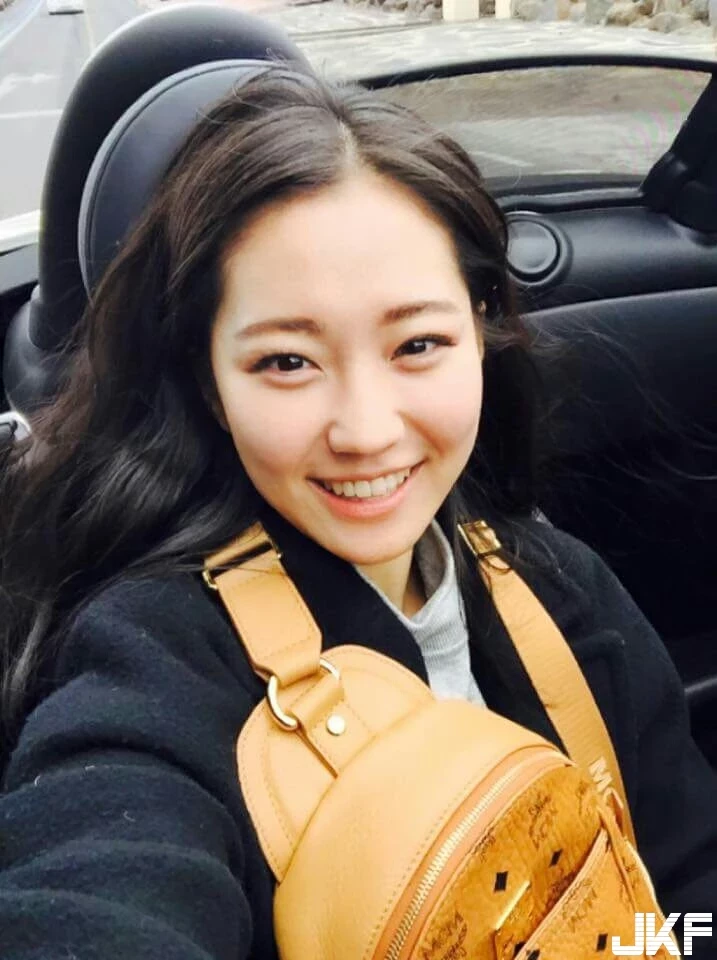 16809504.webp