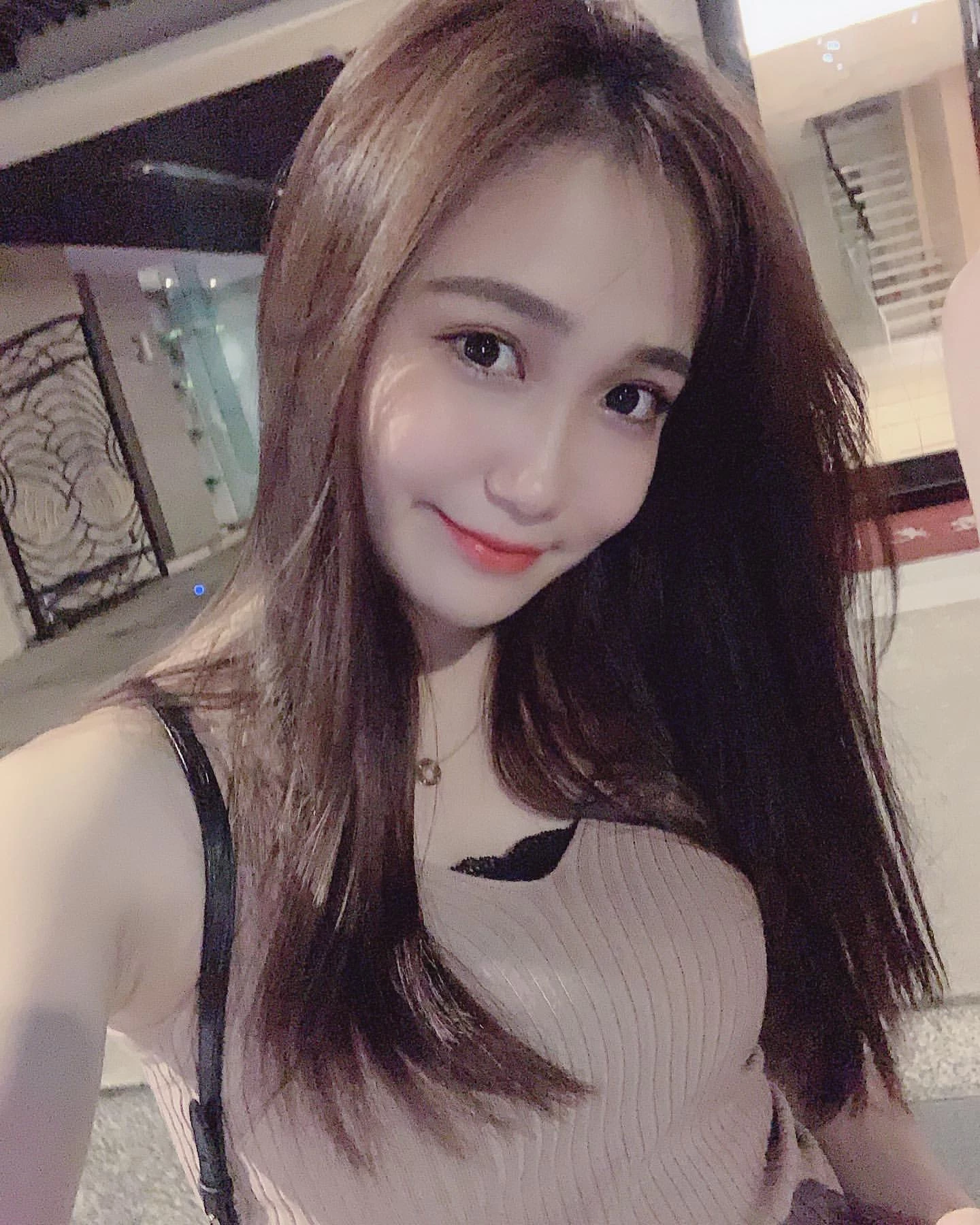 4206620.webp