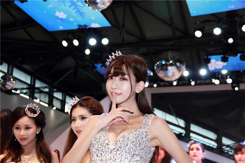 4389807.webp