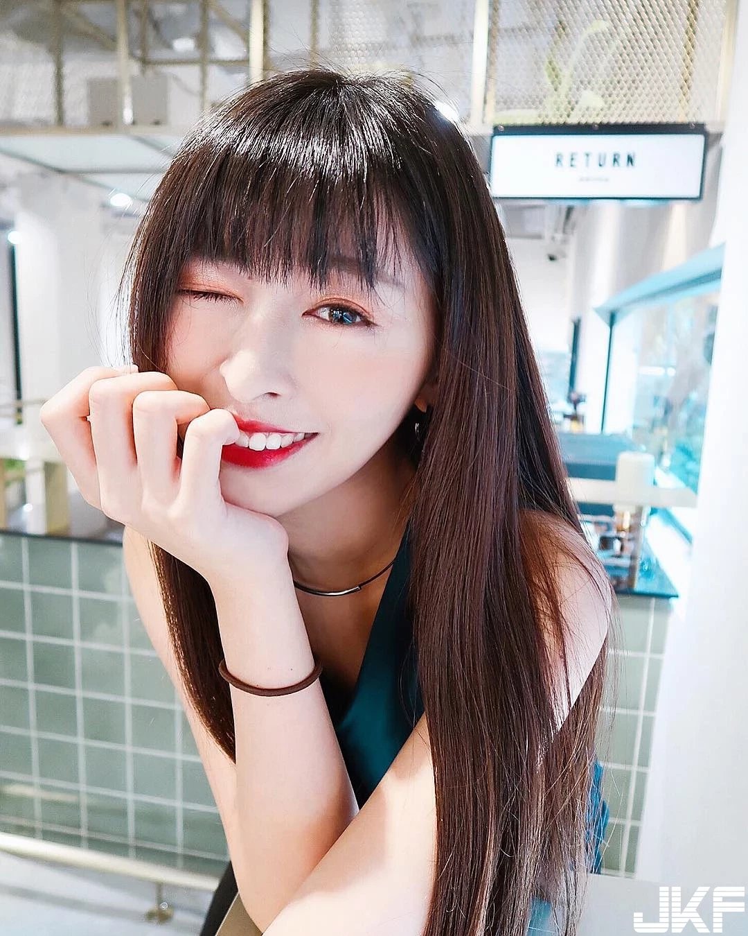 4959228.webp