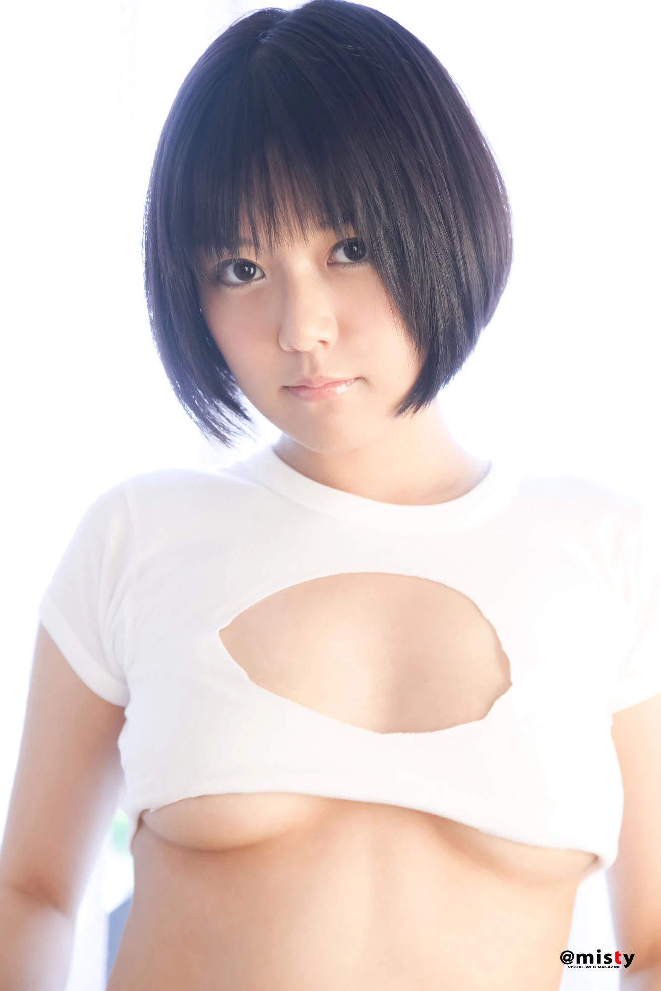 30564171.webp