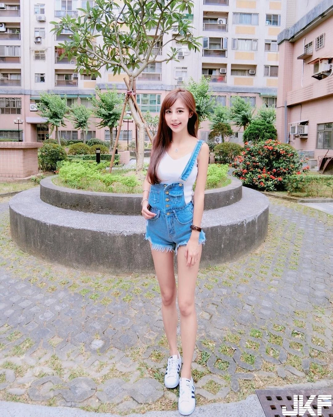 4982935.webp