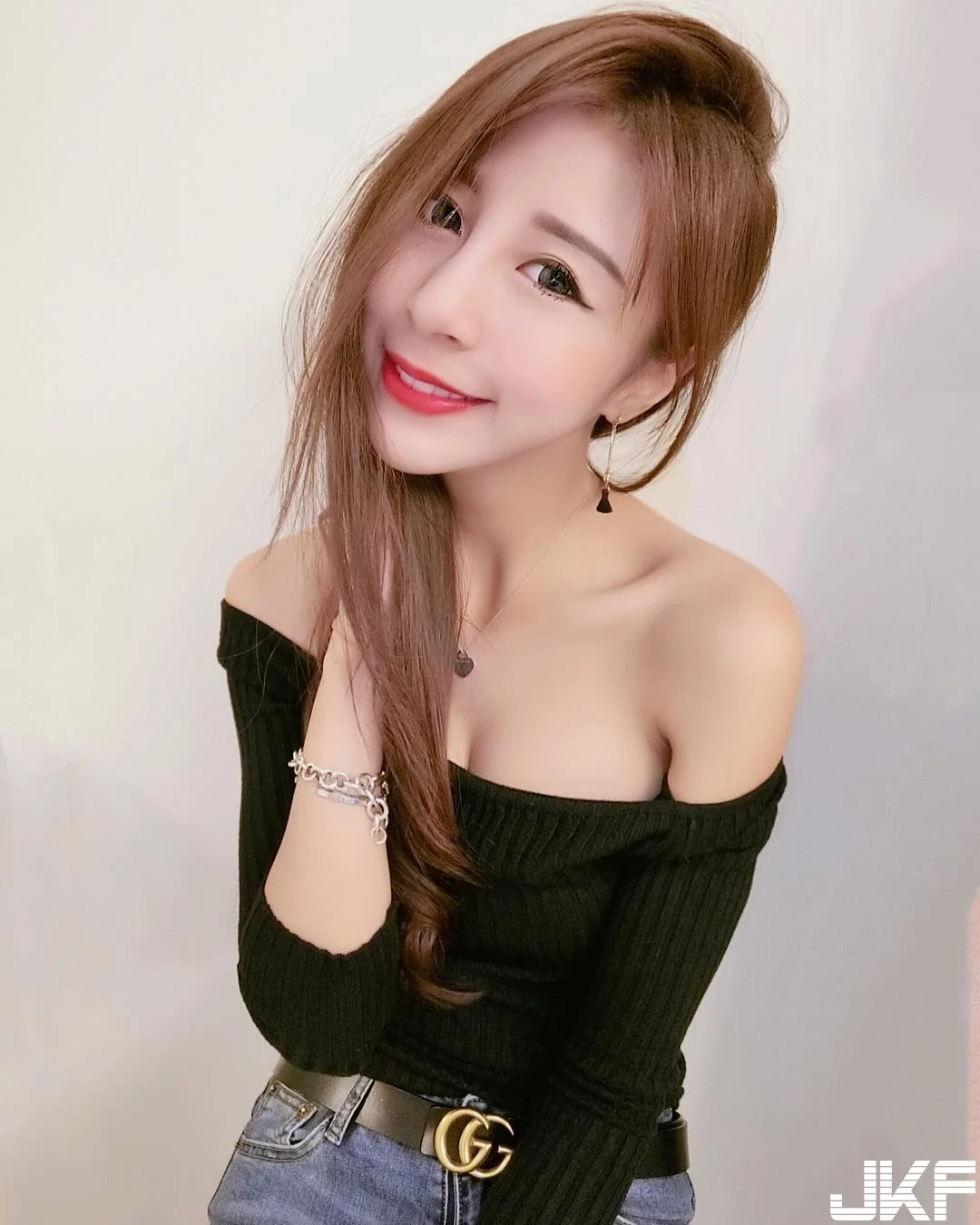 4982957.webp