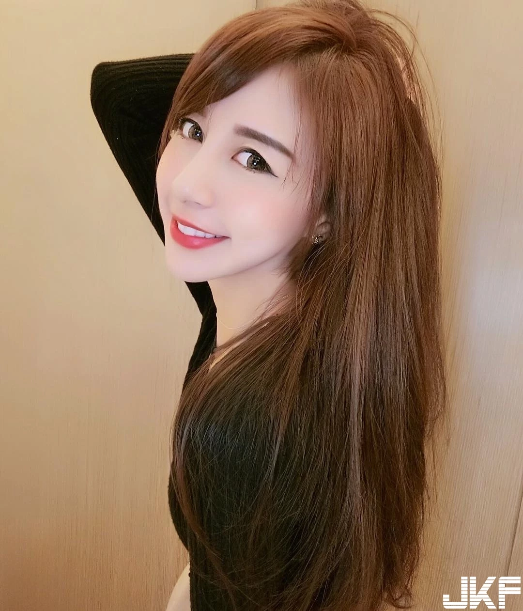 4982972.webp
