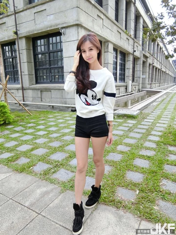 4982987.webp