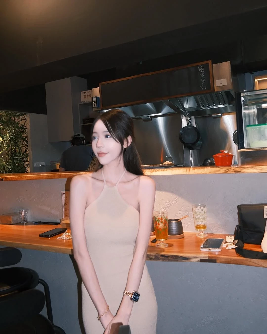 31912594.webp