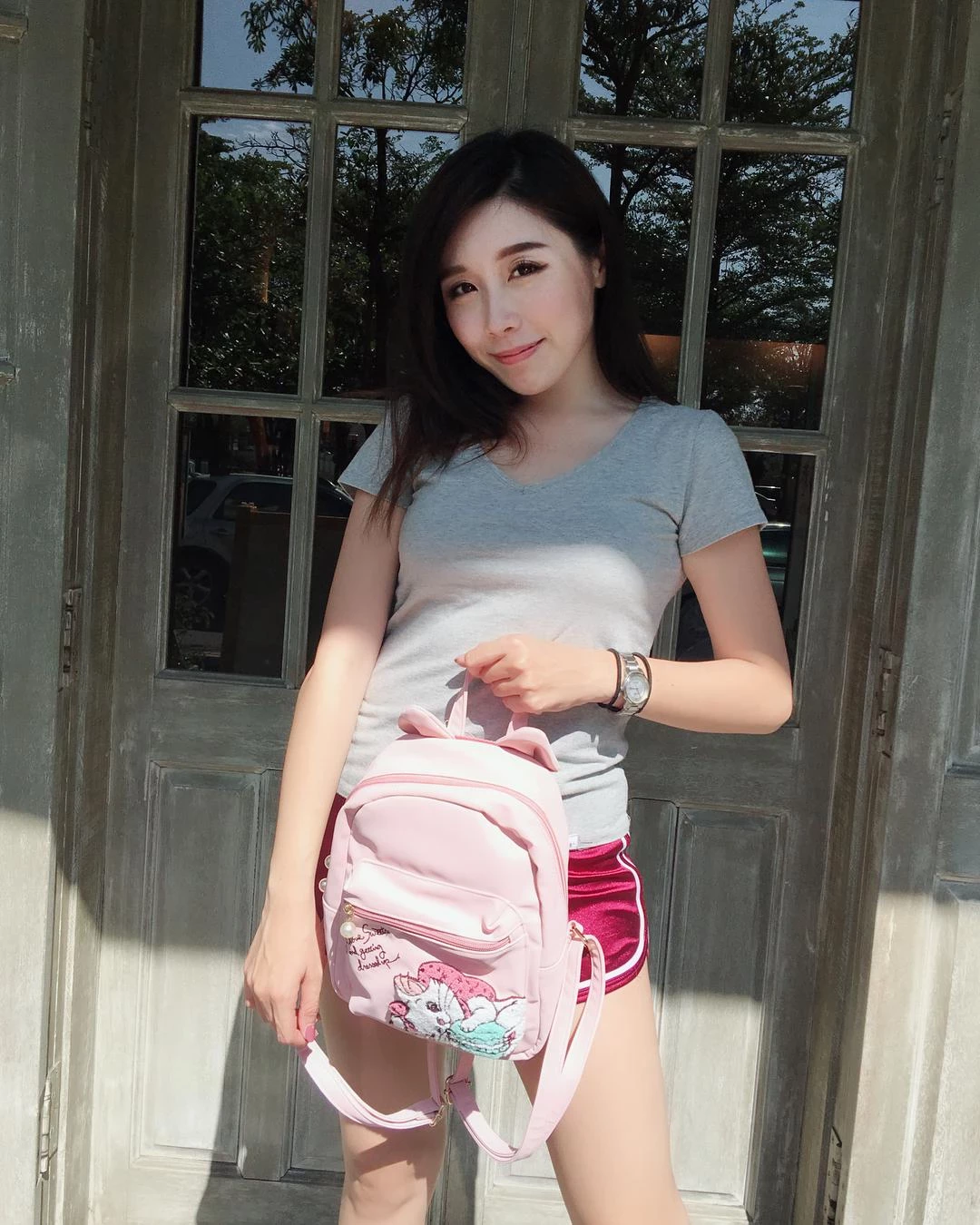 4275692.webp