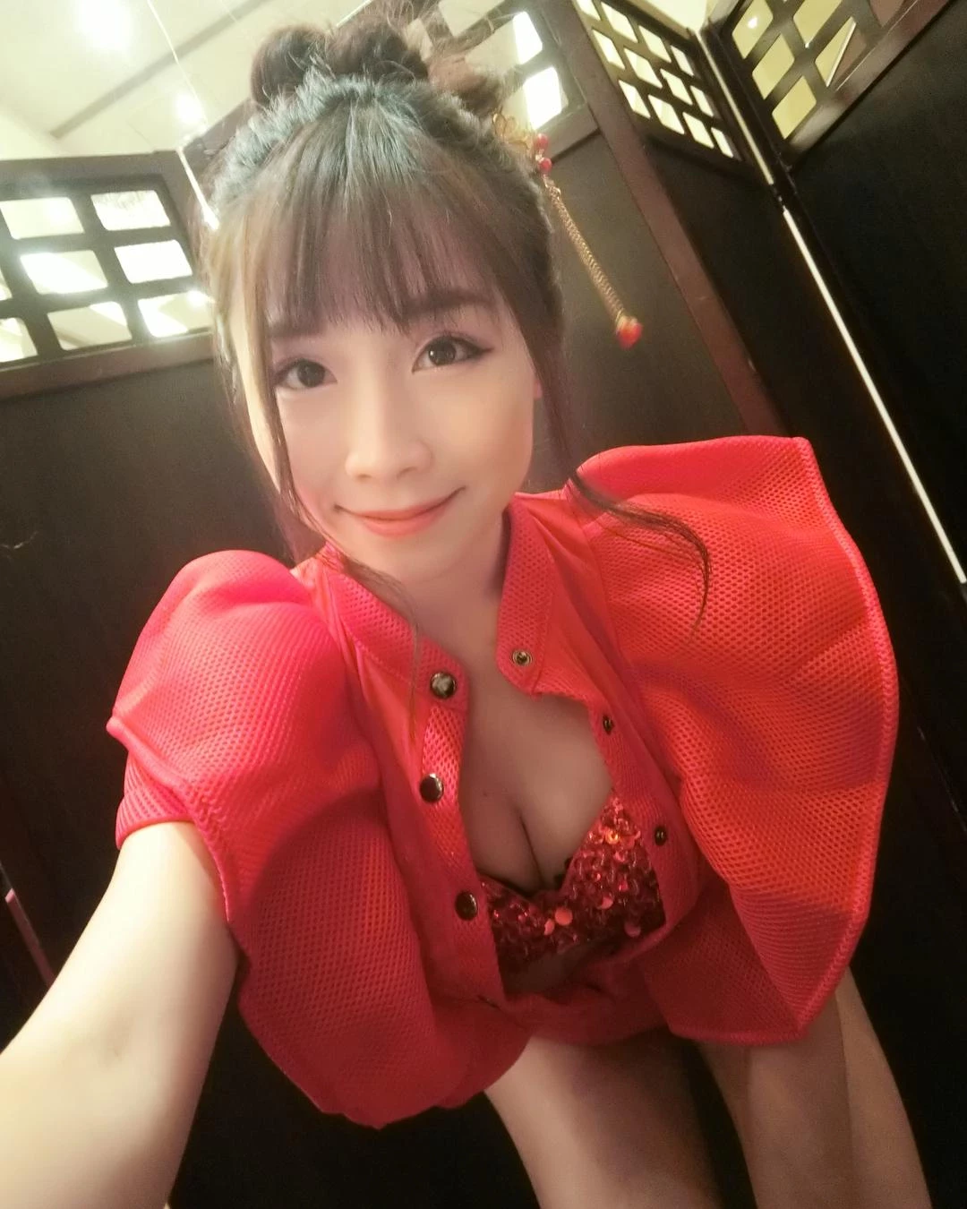 4275710.webp