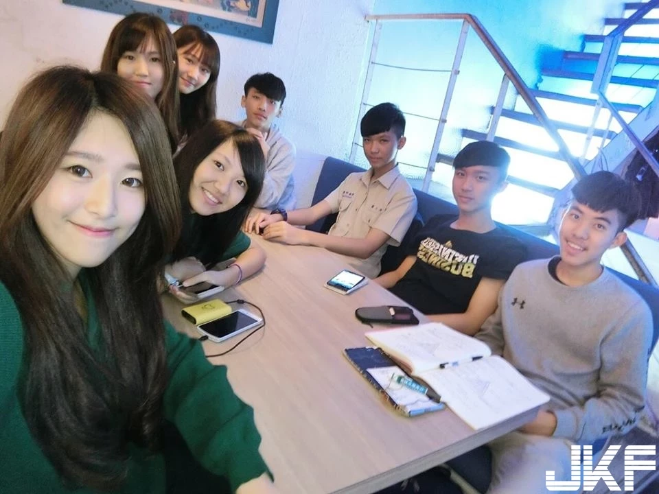 16818731.webp