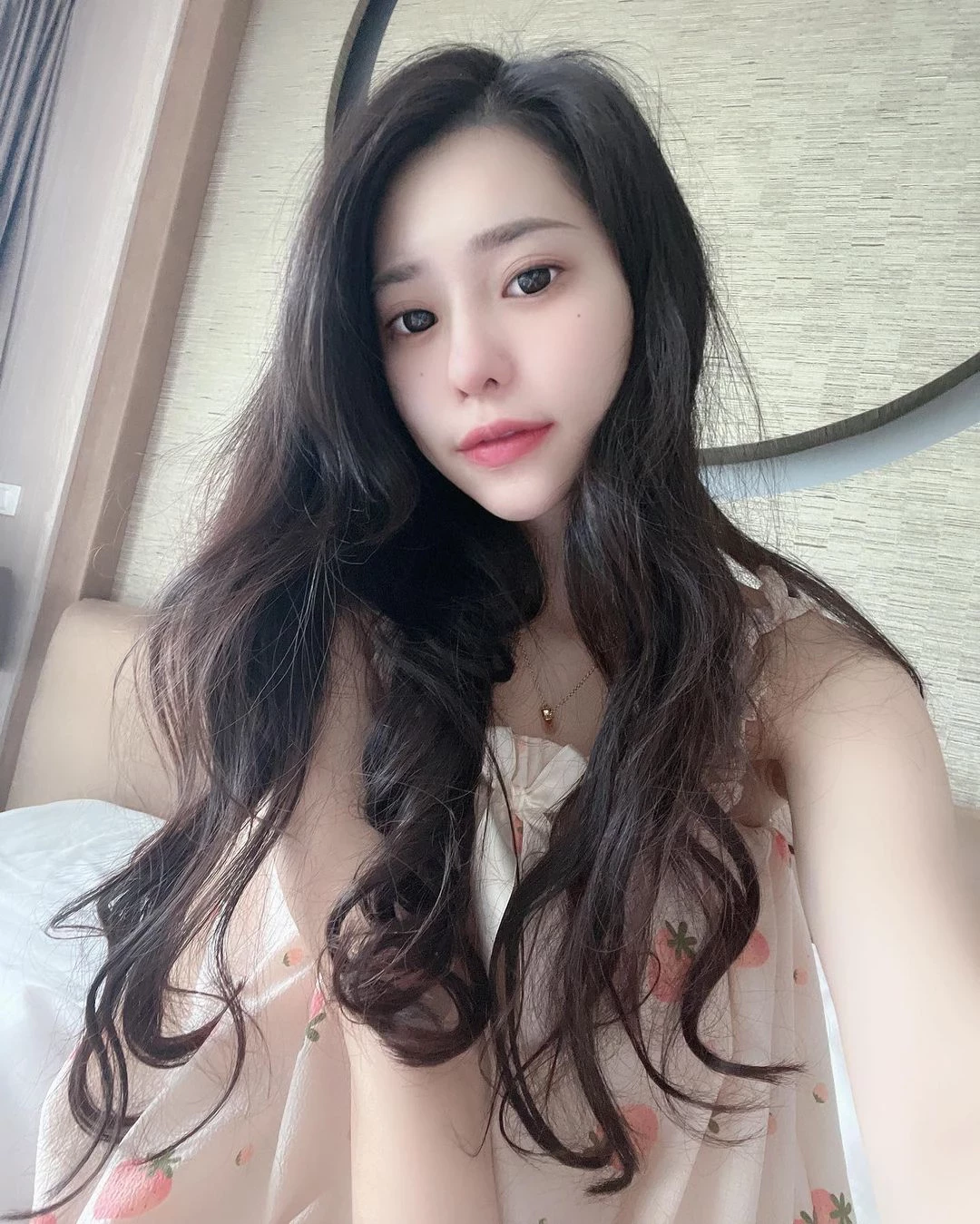 24318774.webp