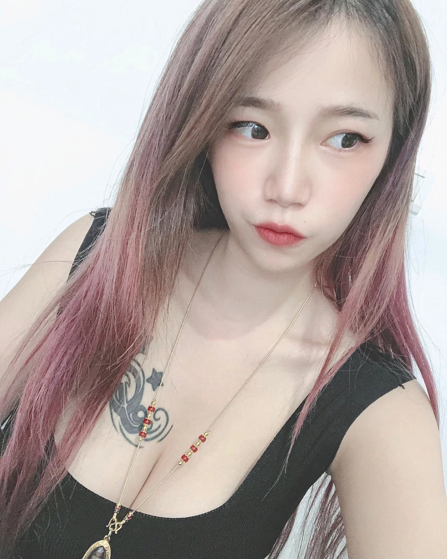 4178827.webp