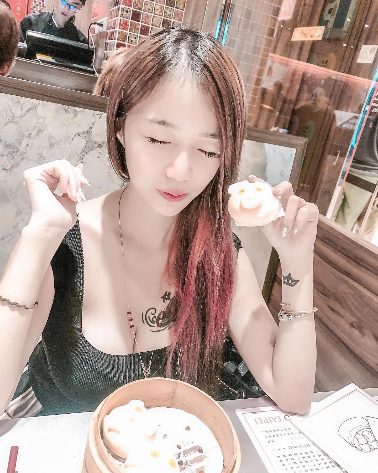 4178838.webp