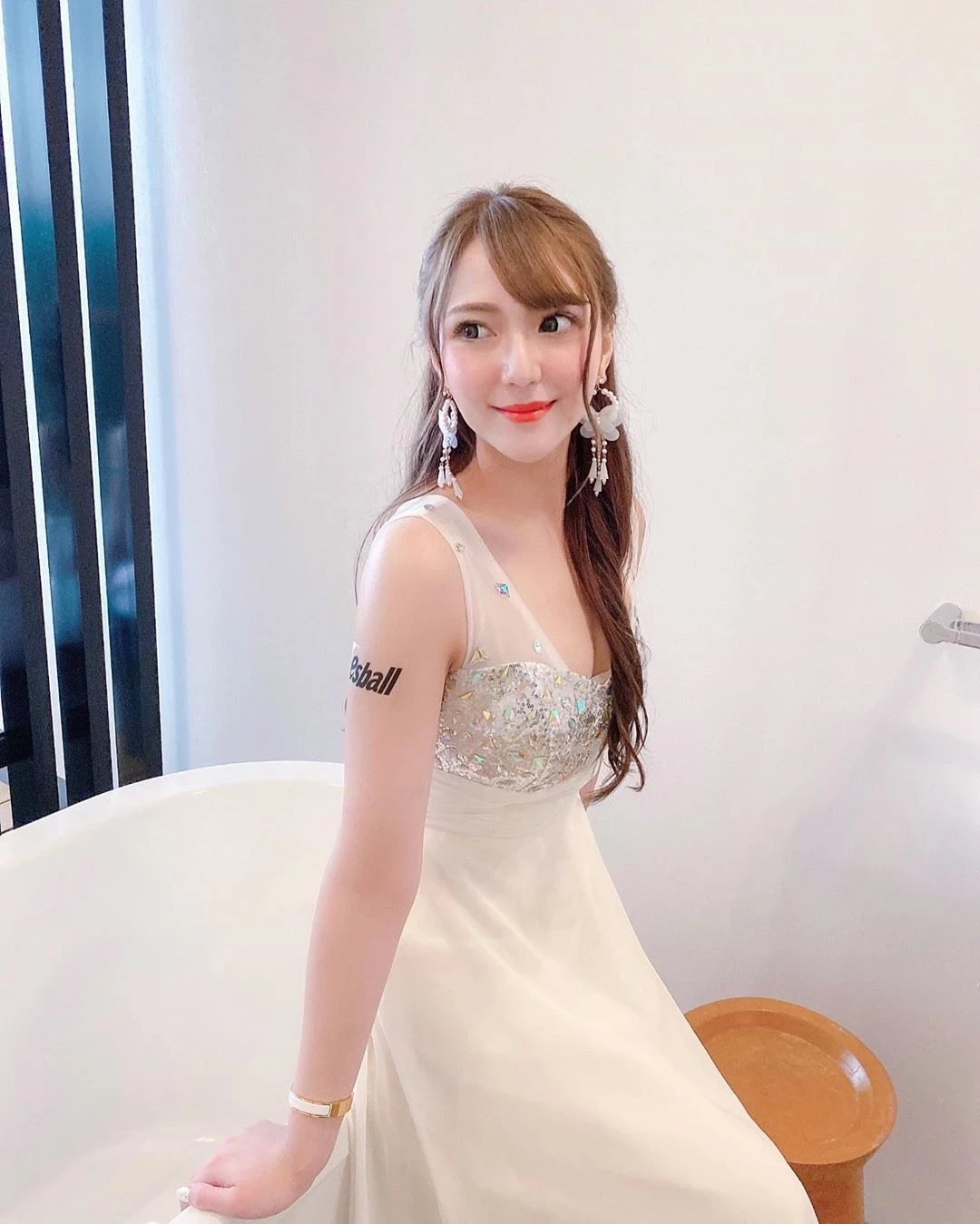 4149982.webp