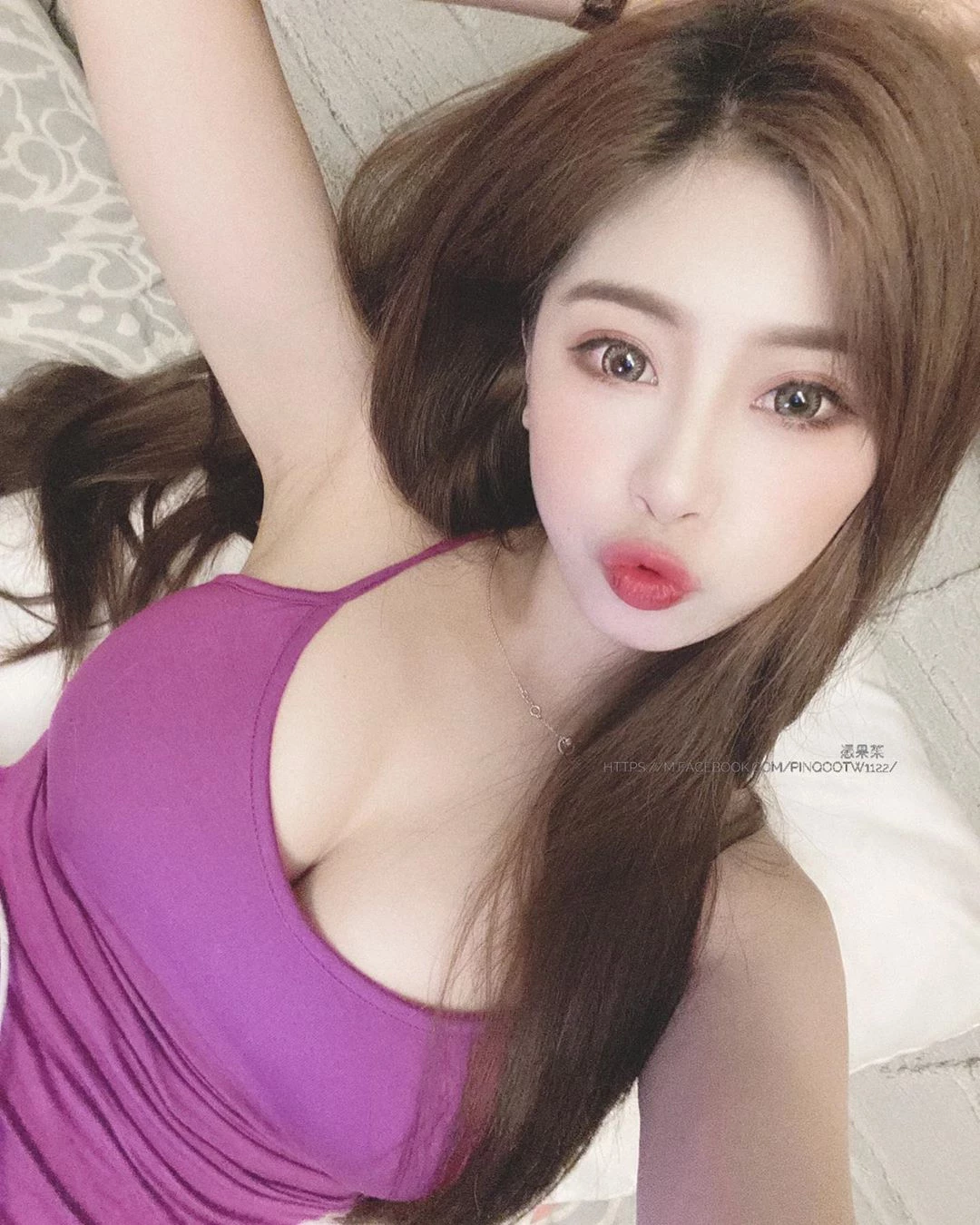 3922816.webp