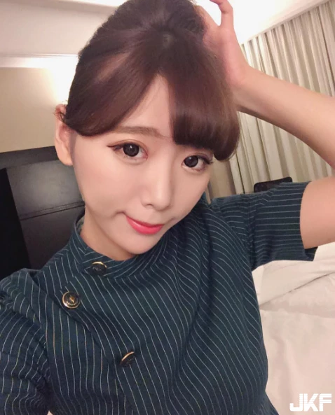 16866030.webp