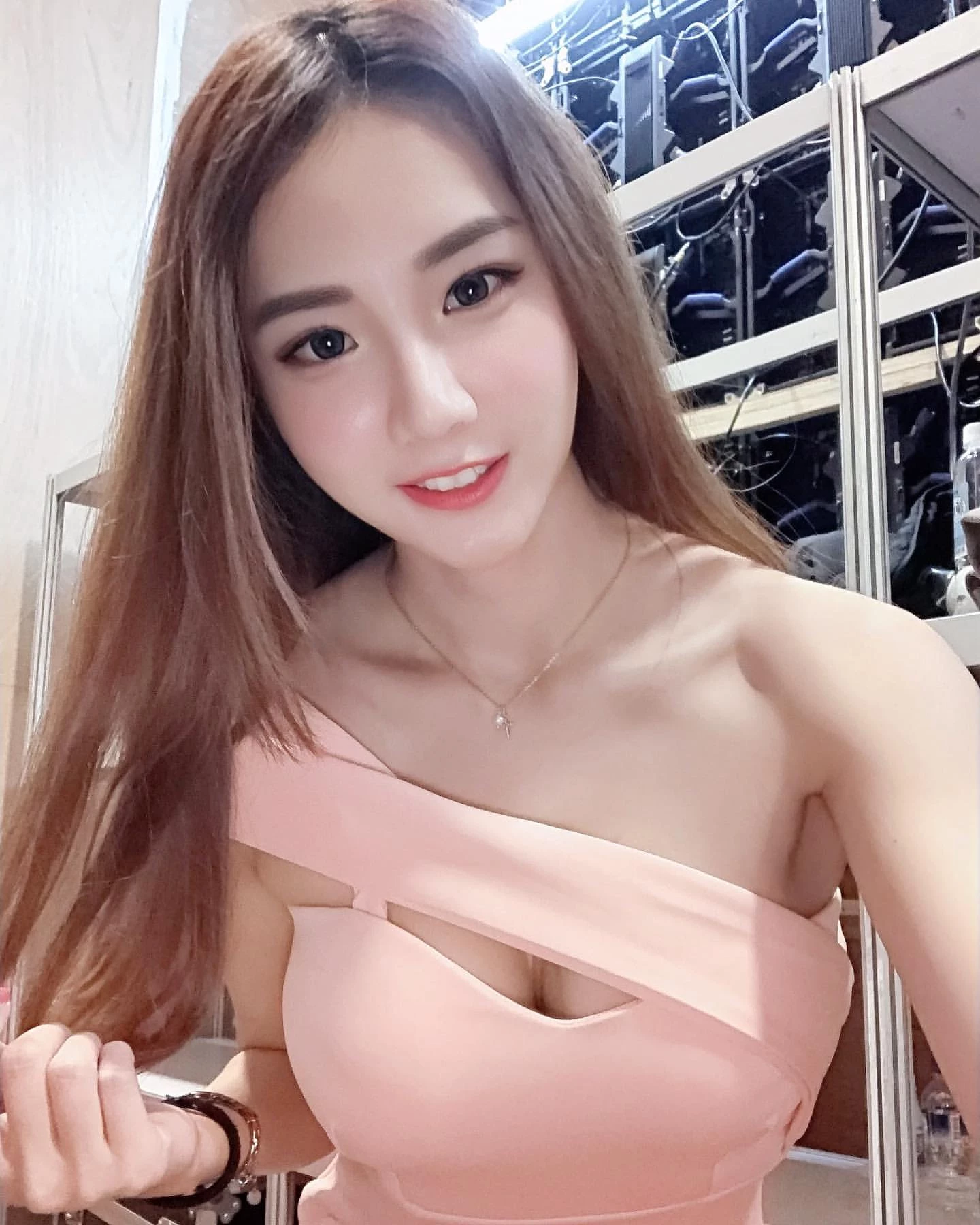 4347074.webp
