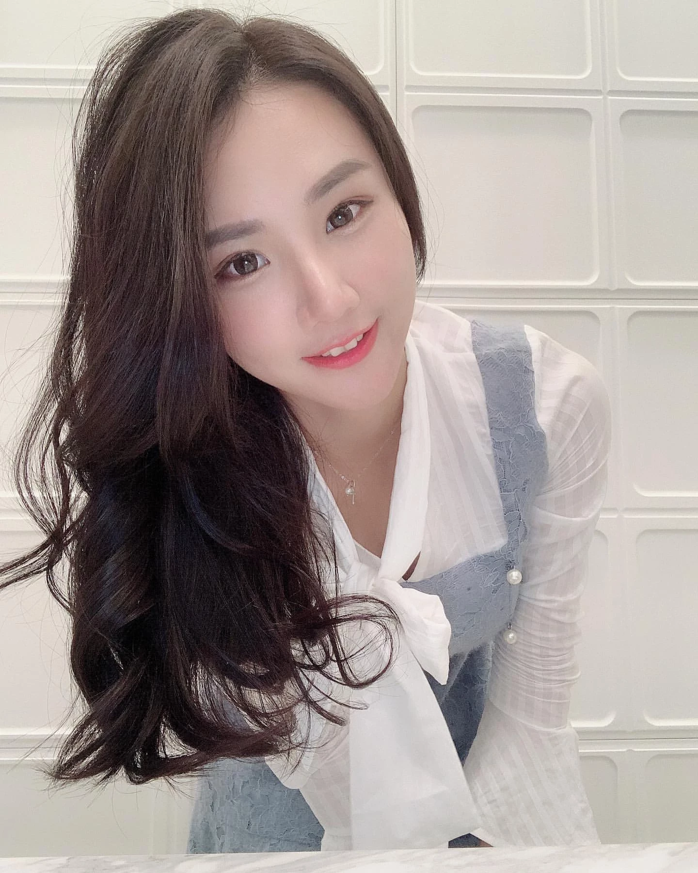 4347082.webp