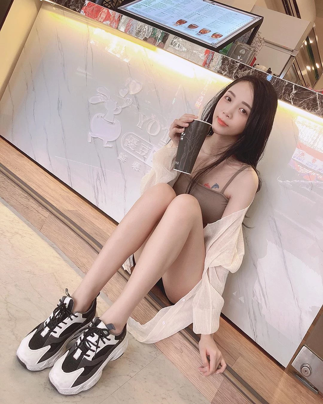 3931911.webp